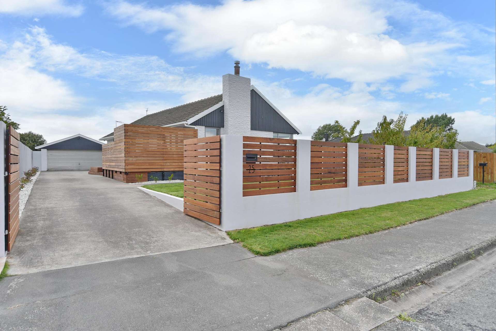 25 Dunstan Crescent Hornby_0