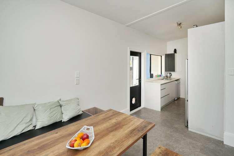 54 Tilford Street Woolston_9