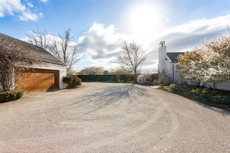 1727 South Eyre Road West Eyreton_34