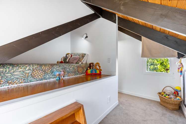 8 Eucalyptus Place Beach Haven_17