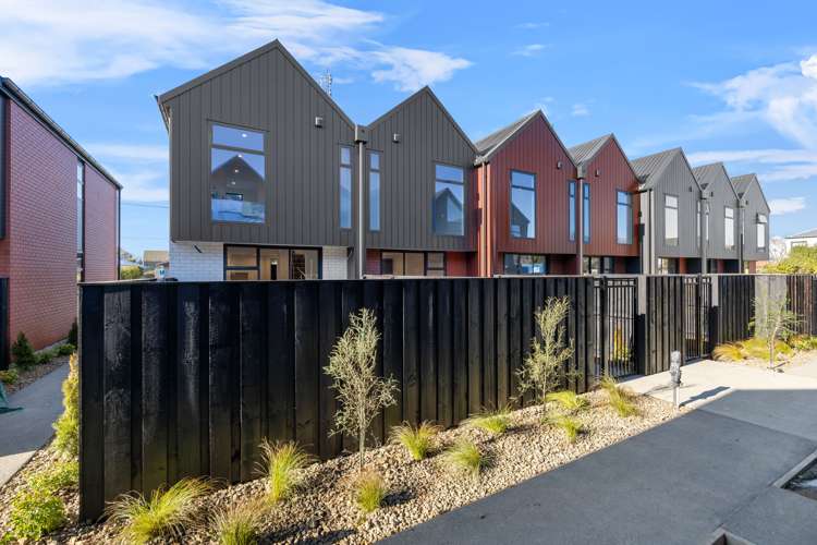 7/5 Donald Place Merivale - Christchurch City_2