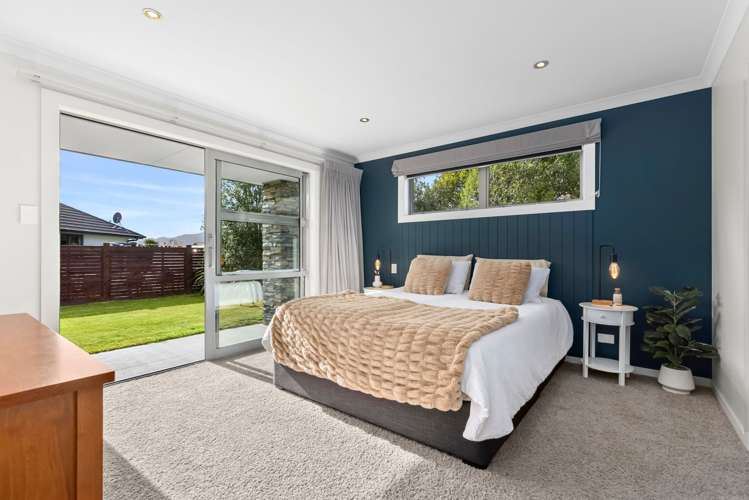 11 Wren Street Albert Town_5