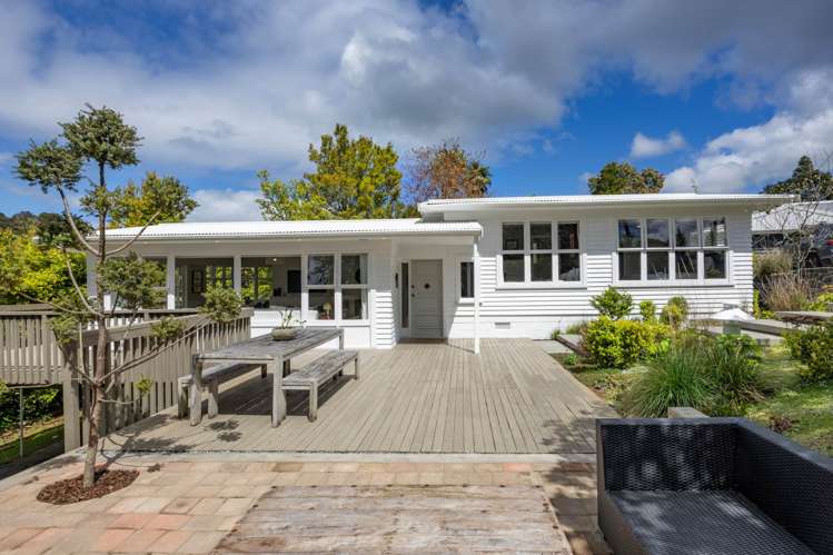 82 Atkinson Road Titirangi_7