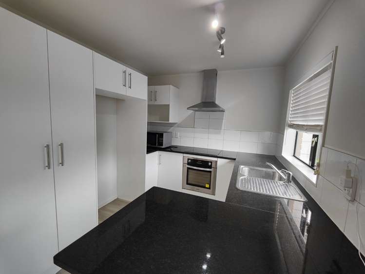 6 Horlicks Place 10686_3