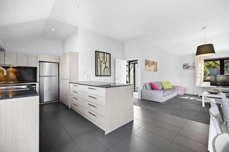 193 Fernhill Road Fernhill/Sunshine Bay_6