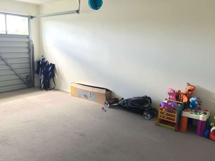 33 Stephen Avenue Henderson_14