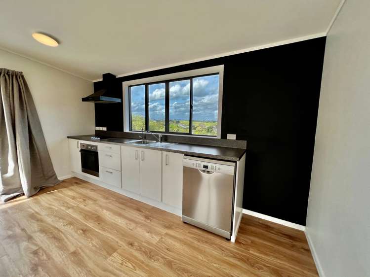 30 Manukau Road Raglan Town_7