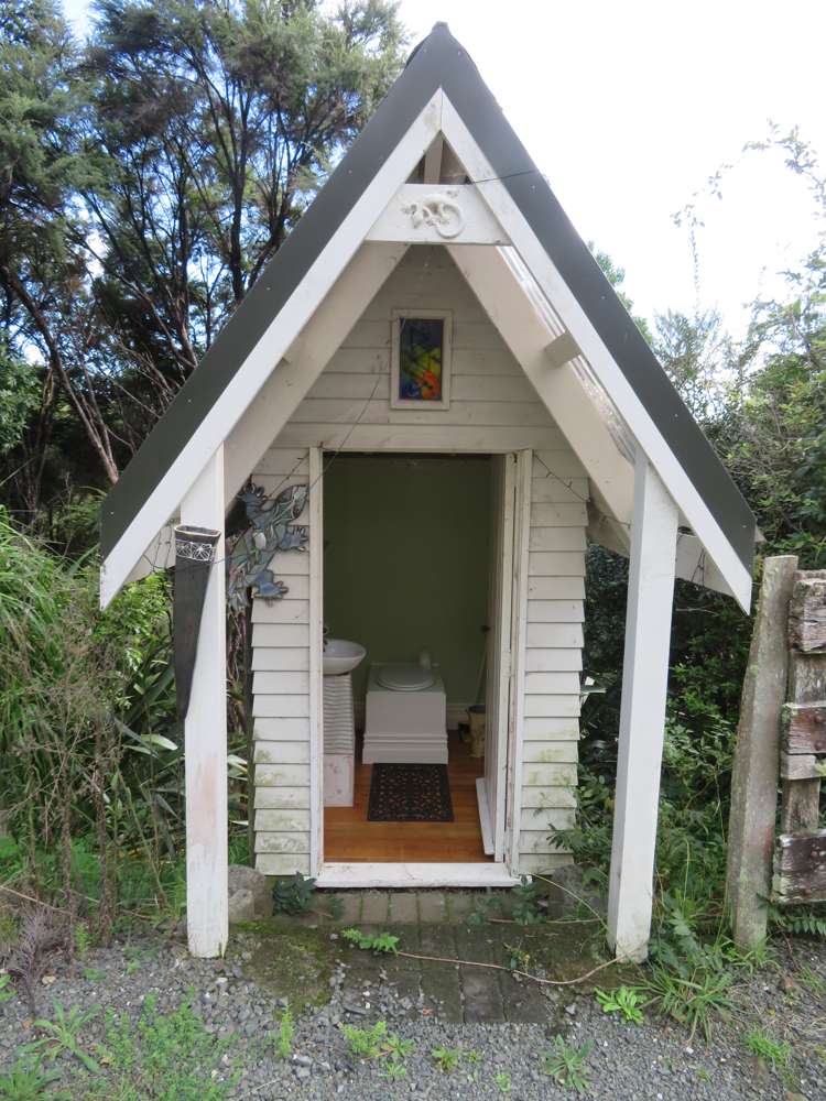 320 Takahue Saddle Road Takahue_3