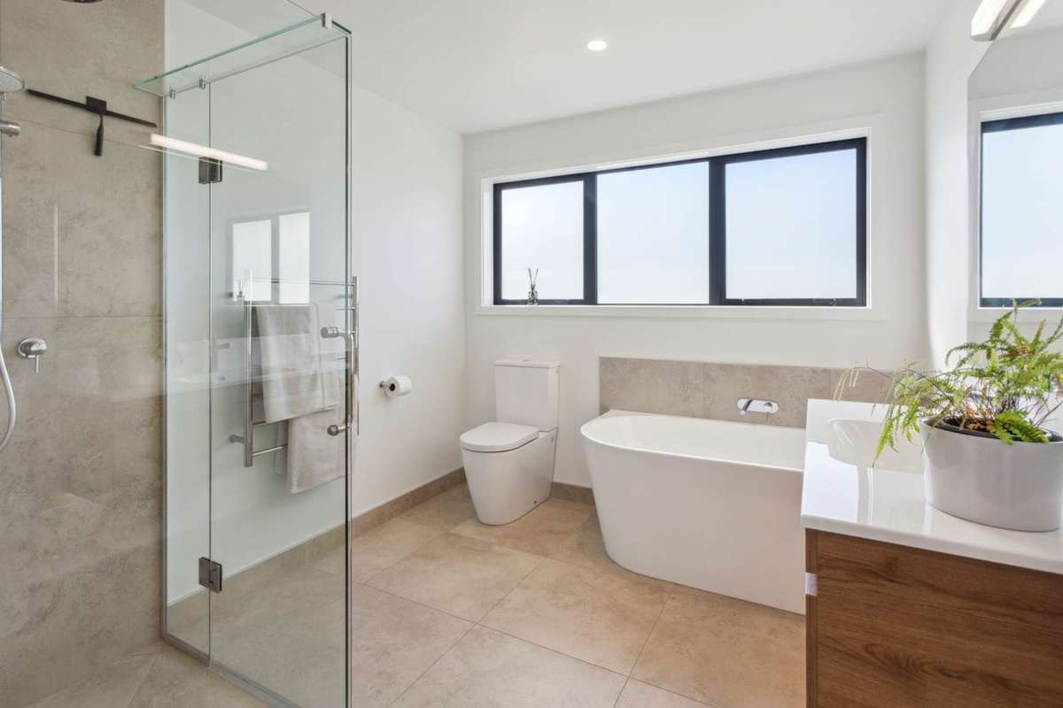 1051 Mangawhai Central_5