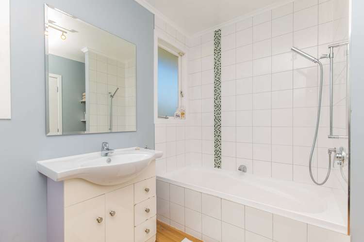 8 Crocombe Crescent Beach Haven_8