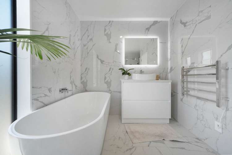 90A Kings Road Panmure_9