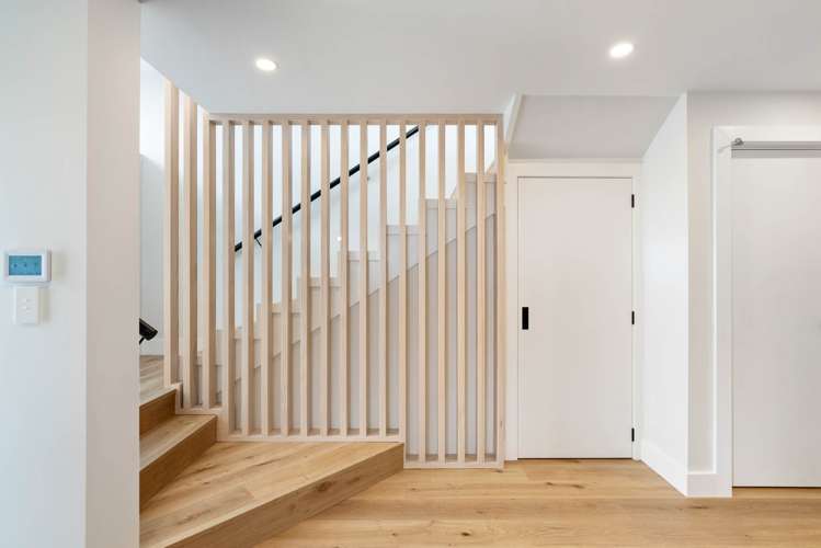 3/2 Valonia Street Mt Roskill_10