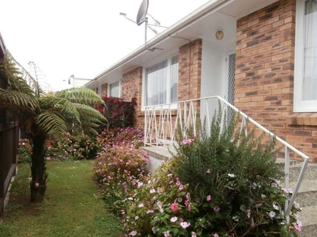 Homely & Warm Brick'n'Tile