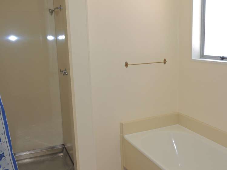 9 River Road Masterton_13