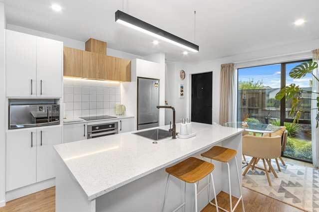 Snap It Up - Homestar-6 Living Won't Last Long!