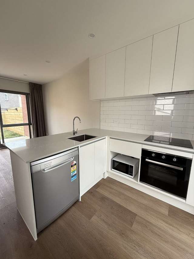 73 Te Ara Wai Road Mangere East_1