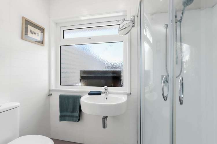 33a Renata Crescent Te Atatu Peninsula_11