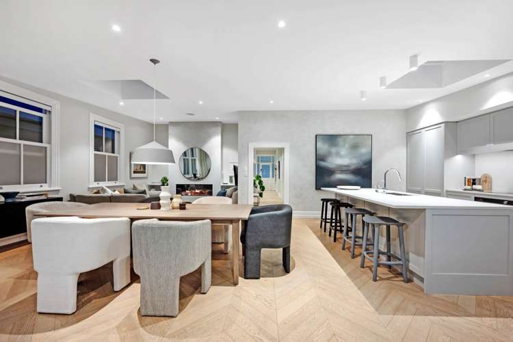 9 Shoal Bay Road Devonport_16