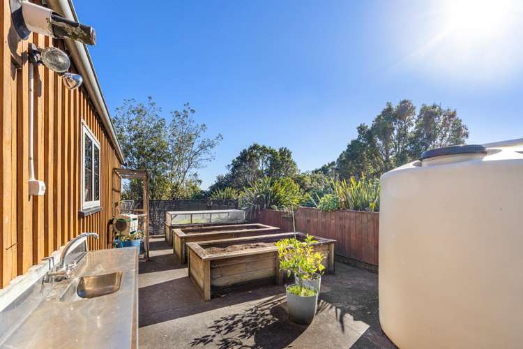 153 Waitoetoe Road Urenui_44