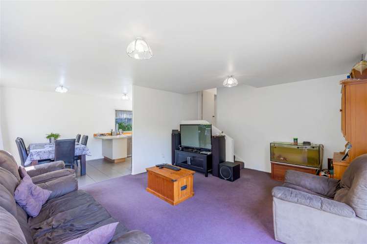 1/11 Atlantis Place Totara Vale_6