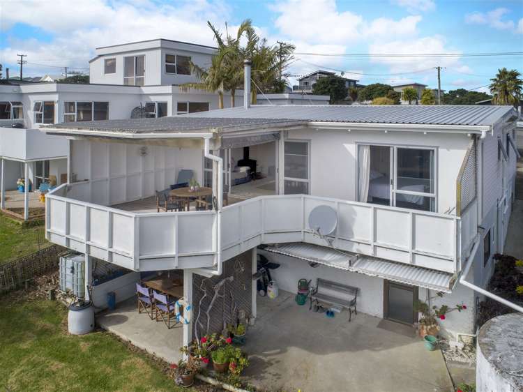 1300 Whangaparaoa Road Army Bay_24