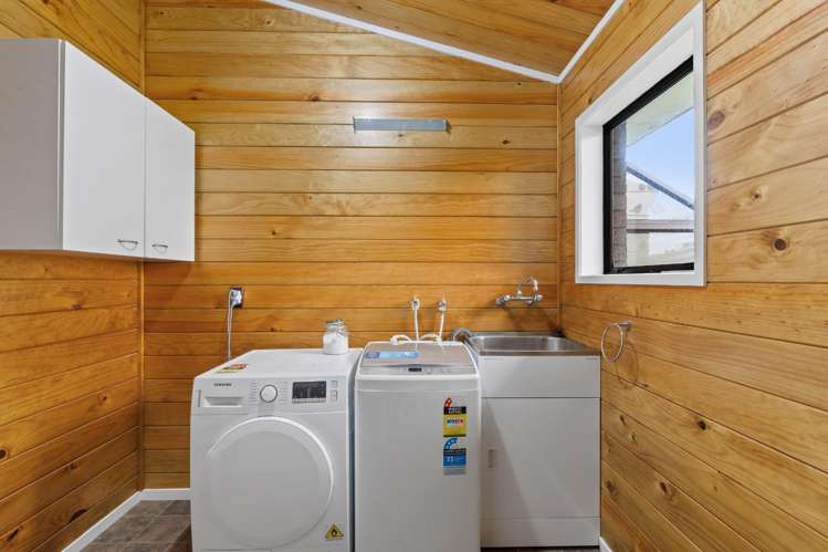 7 Stirling Drive 10767_13