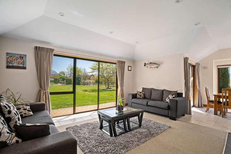 36 Ruru Lane Wanaka_5