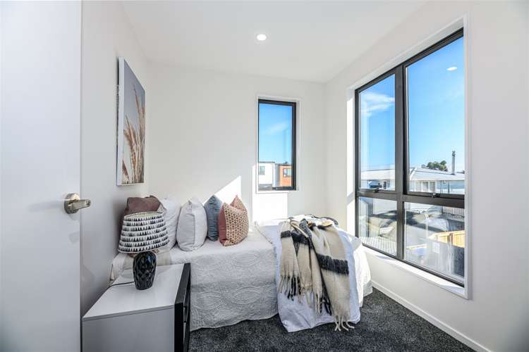 1/6 Kereru Street Henderson_8