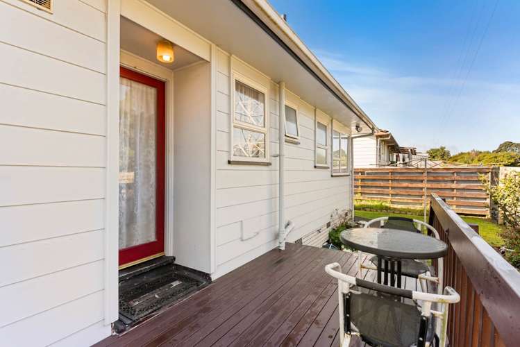 2/8 Seton Place Clover Park_20