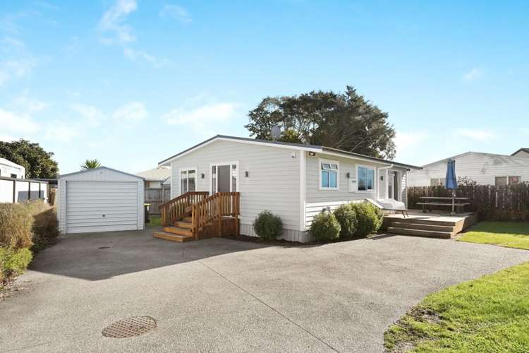 52A Tuhikaramea Road_0