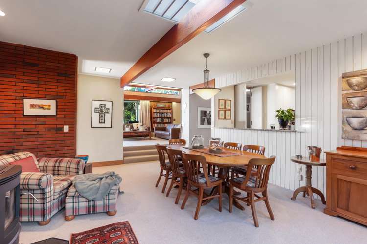 79 Scenic Drive Titirangi_11