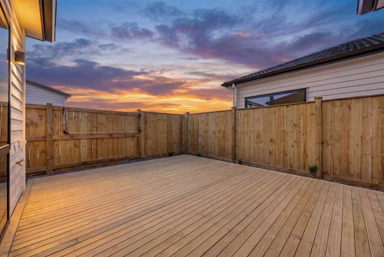 9 Tuwai Crescent Opaheke_22