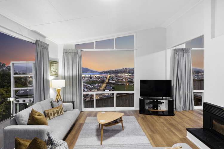 77 Easther Crescent Kew_21