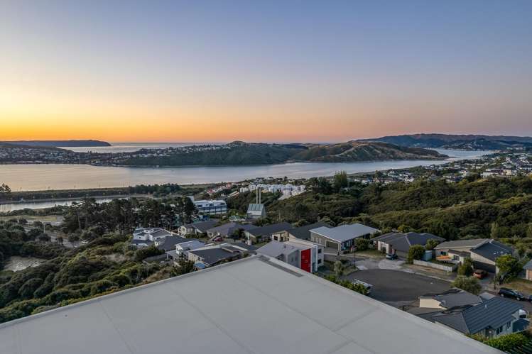22 Milford Street Aotea_32