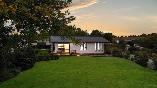 Modern Comfort Meets Small-Town Charm in Pleasant Point!
