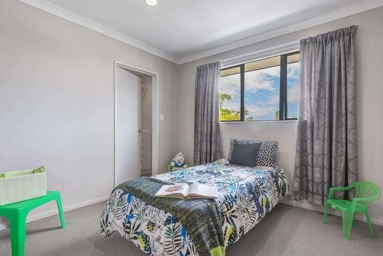 20 ARAMINTA PLACE Beachlands_10