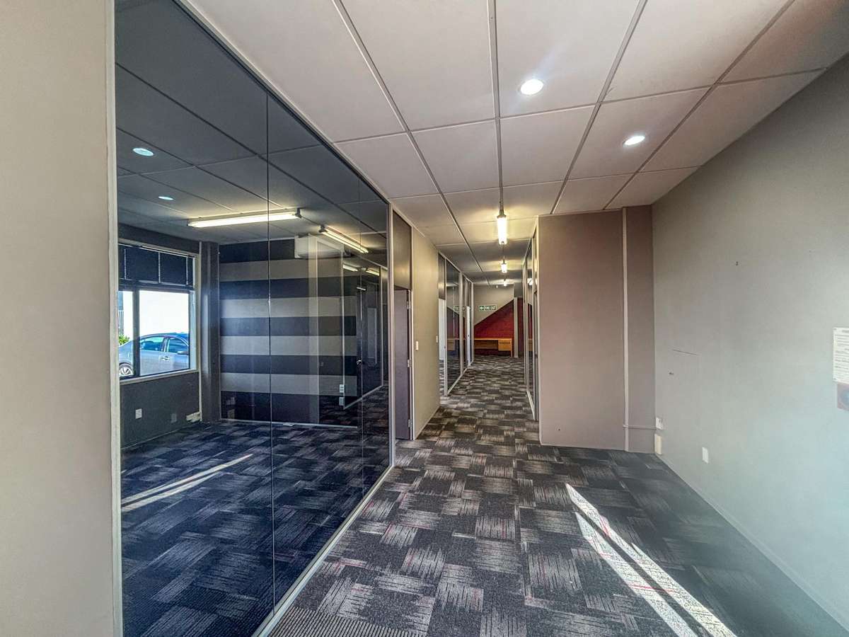 156 Broadway Avenue_0