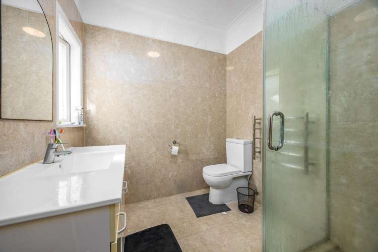 46 Campbell Road Onehunga_10