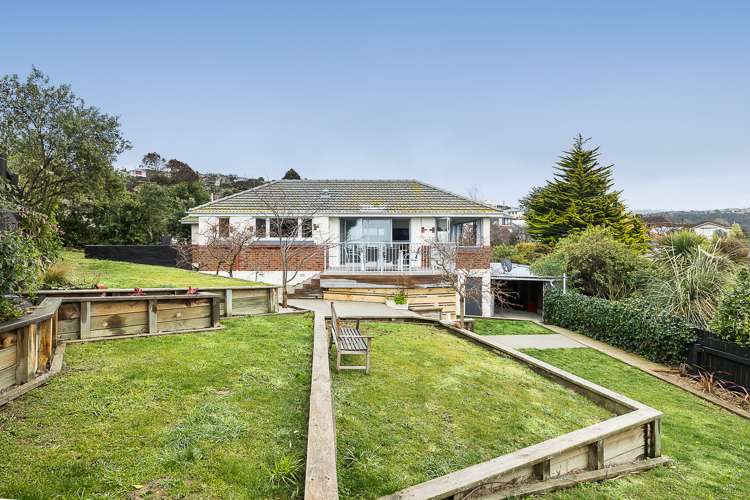 75 Easther Crescent Kew_17