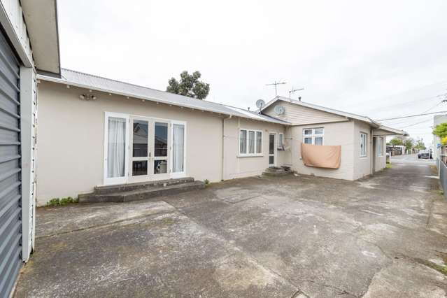 11 and 13 Udy Street Petone_4