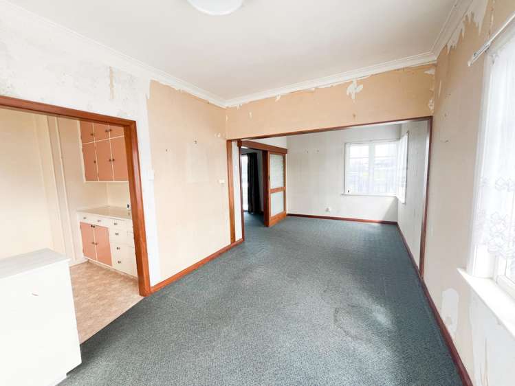 37 Christian Street Dannevirke_14