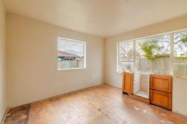 95 A-B Bower Avenue_3