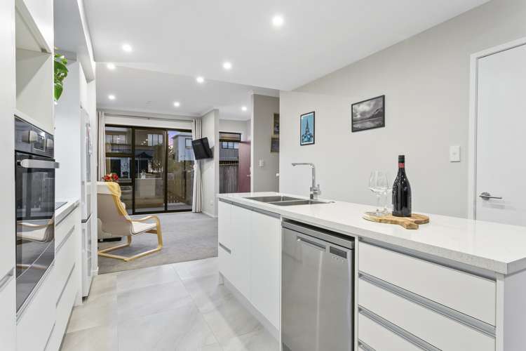 7 Sacred Kingfisher Road Hobsonville_5