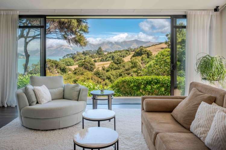 6890 Christchurch Akaroa Road Takamatua_10