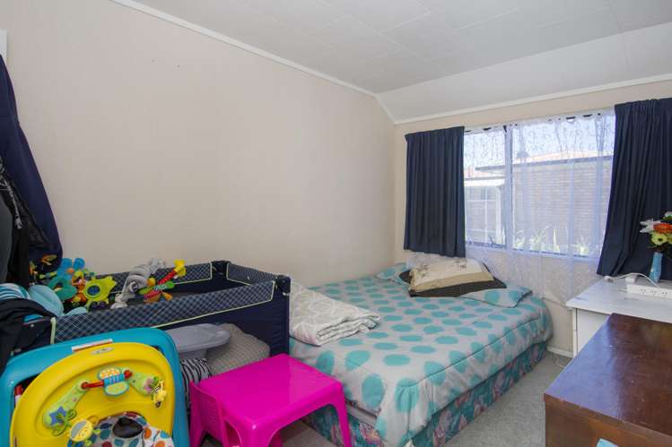 4/7 Greenpark Way Greerton_5