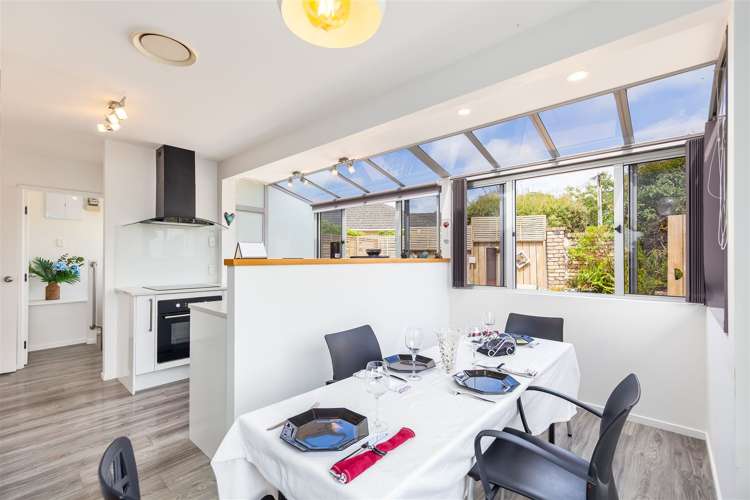 57 Fairmount Road Titirangi_9