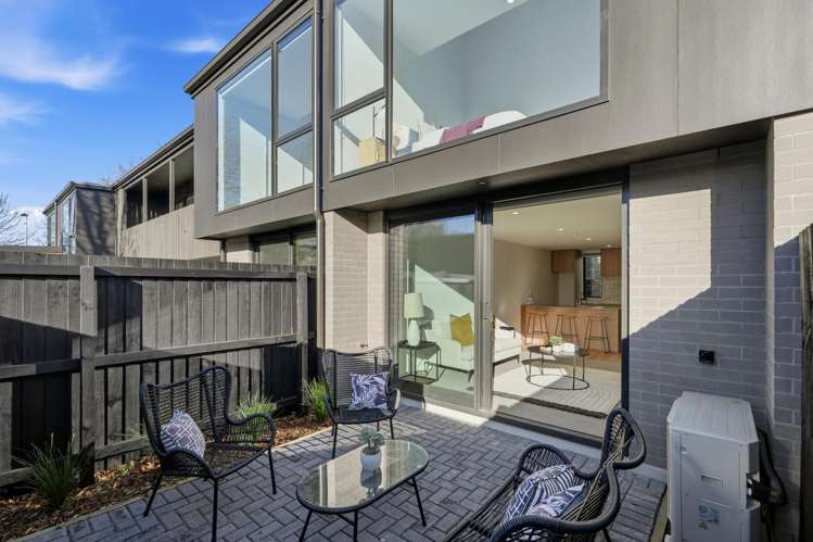 4-8/7 Grove Road Addington_8