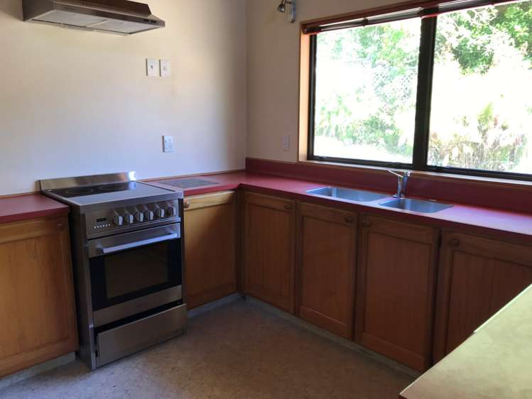 106 Daffodil Street Titirangi_9