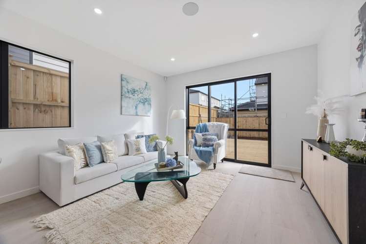 7 Obelus Road Flat Bush_11