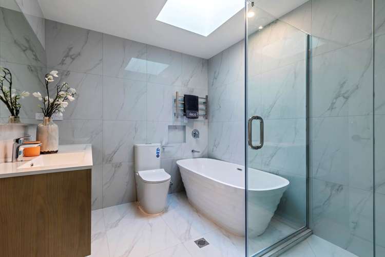 24 Bristol Freighter Road Hobsonville_15